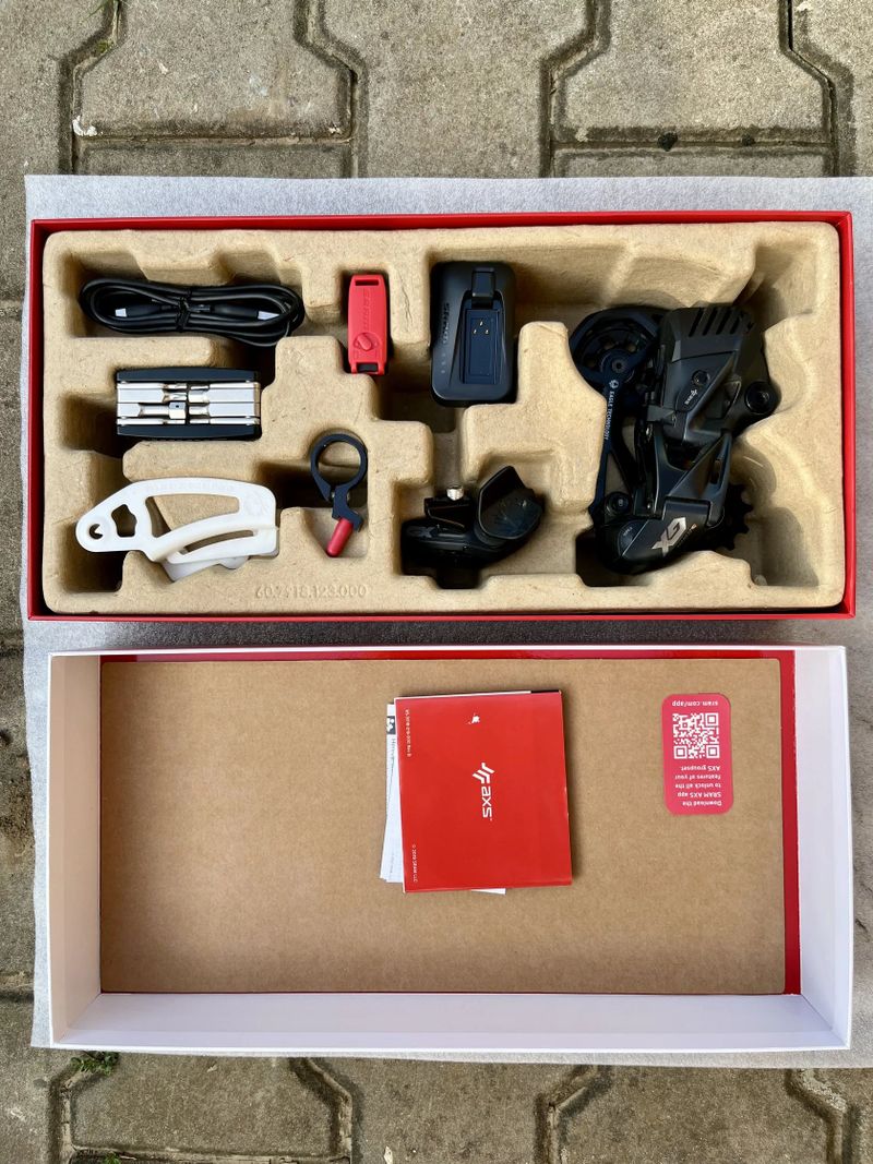 Sram GX Eagle AXS Upgrade Kit (přehazovačka s baterií, řadící páčka, nabíječka, Chain Gap)