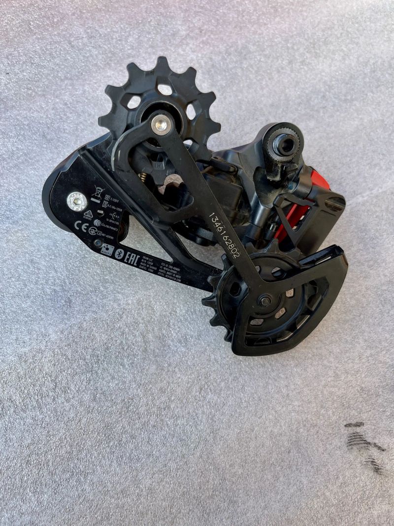 Sram GX Eagle AXS Upgrade Kit (přehazovačka s baterií, řadící páčka, nabíječka, Chain Gap)