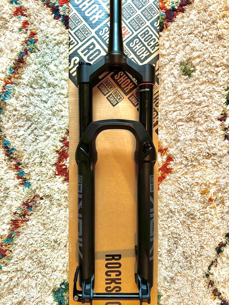 Nový Rock Shox Lyrik 29 150mm