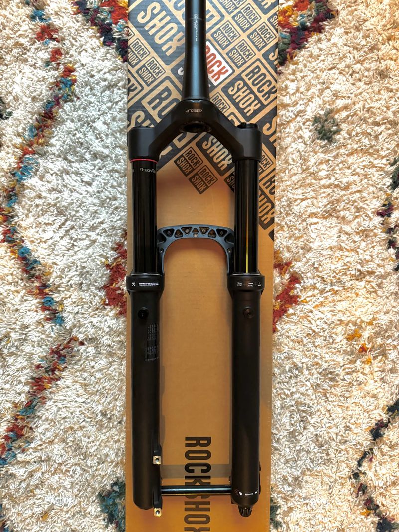 Nový Rock Shox Lyrik 29 150mm