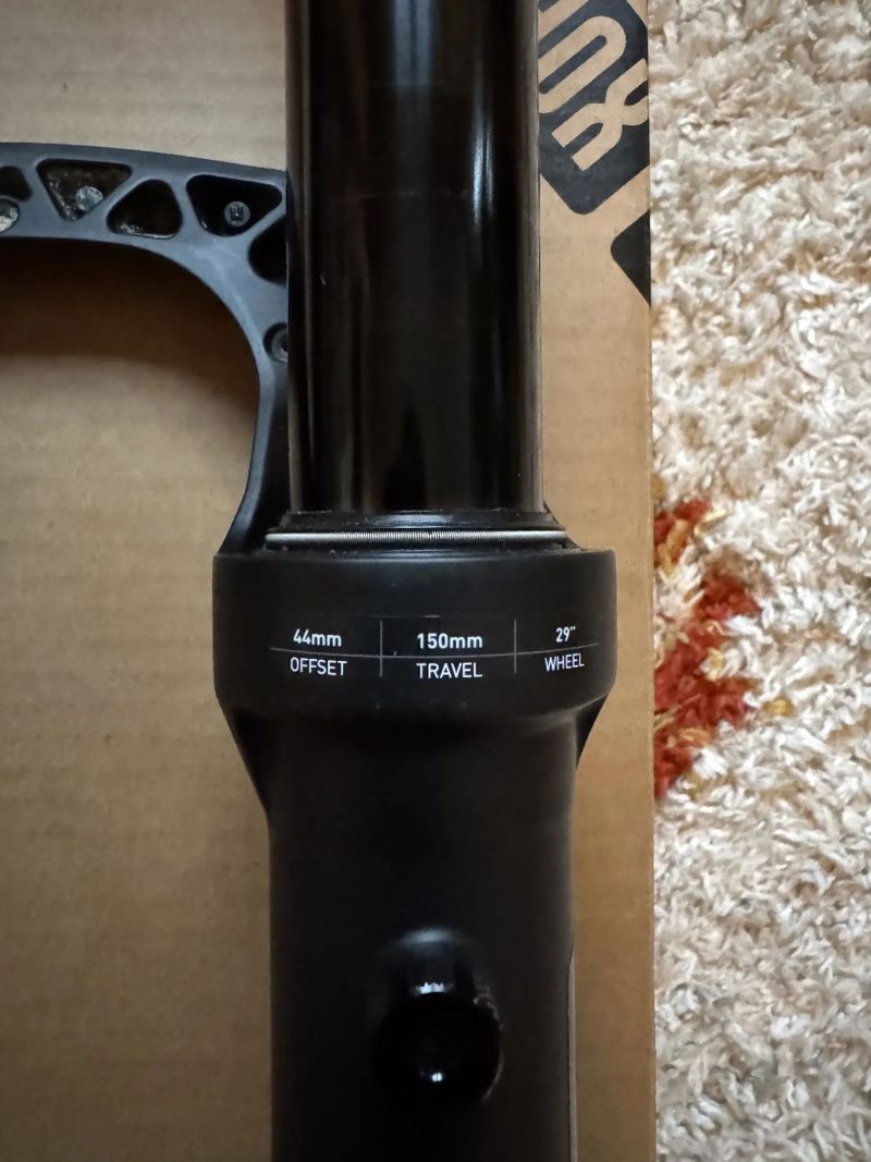 Nový Rock Shox Lyrik 29 150mm