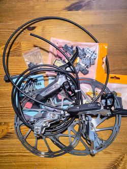 SRAM Level Ultimate Stealth 4P