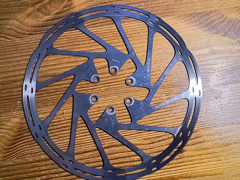 SRAM Level Ultimate Stealth 4P