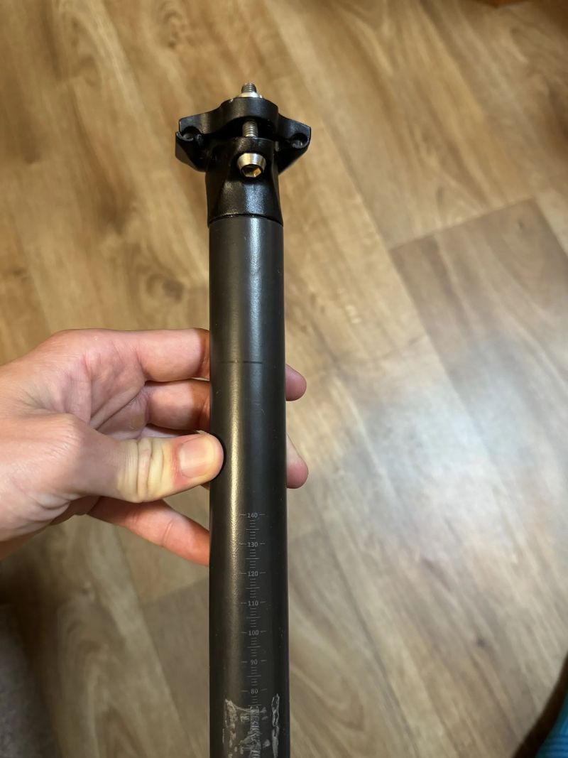 Sedlovka D-Fuse LIV/Giant