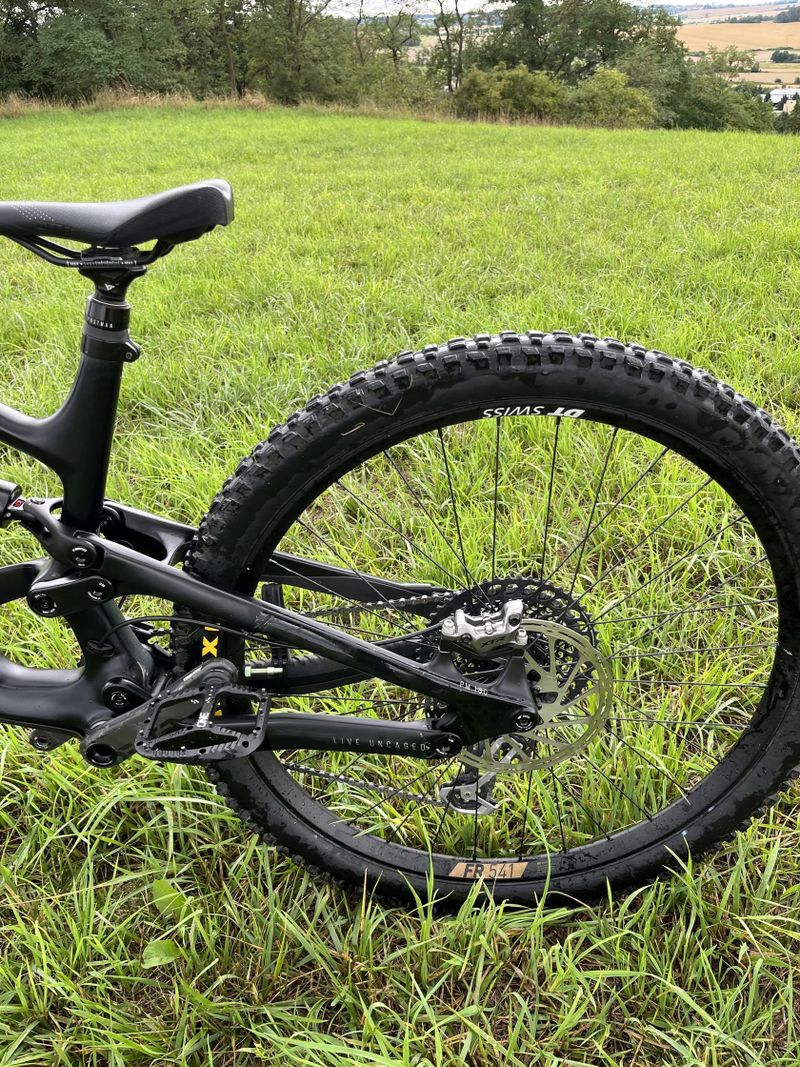 YT capra core 4