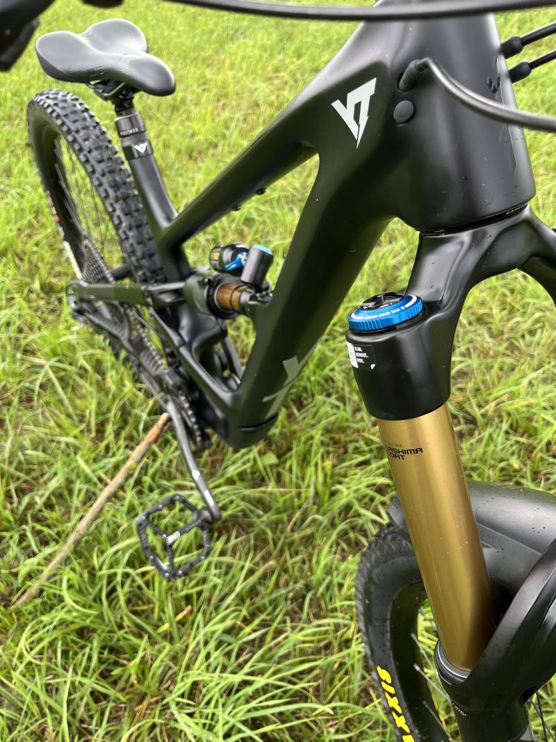 YT capra core 4