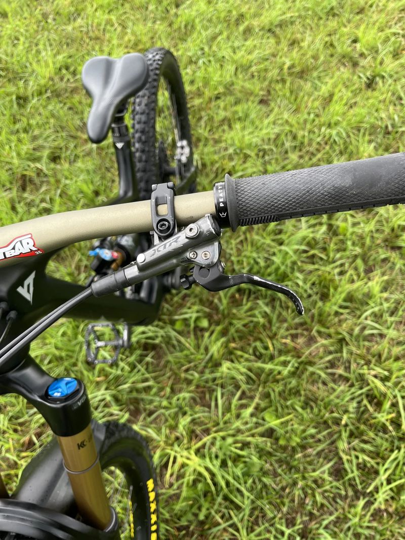 YT capra core 4