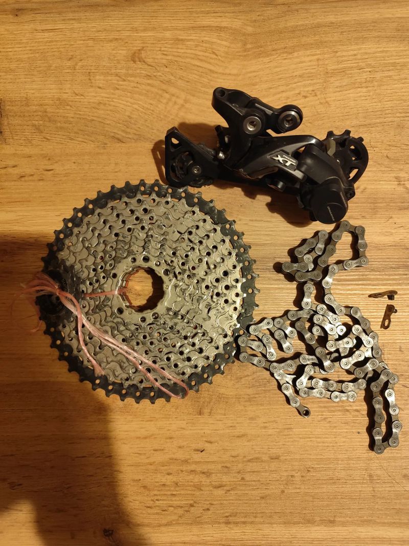 Přehazovačka Shimano XT 1x11, kazeta+řetěz 