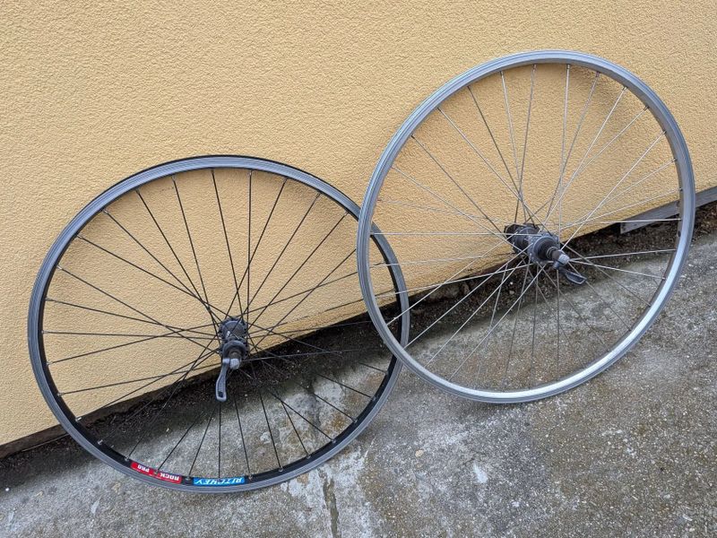 zapletená kola 26" na V brzdy