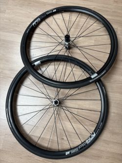 DT Swiss PR1600 Spline 23 DB + Conti GP5000