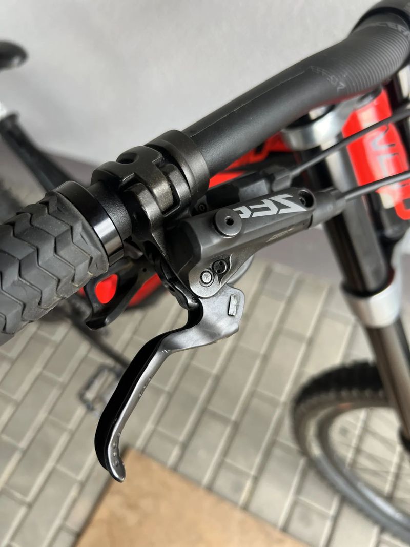 Kellys Noid Gravity DH 27,5 - XL (pocitově L)