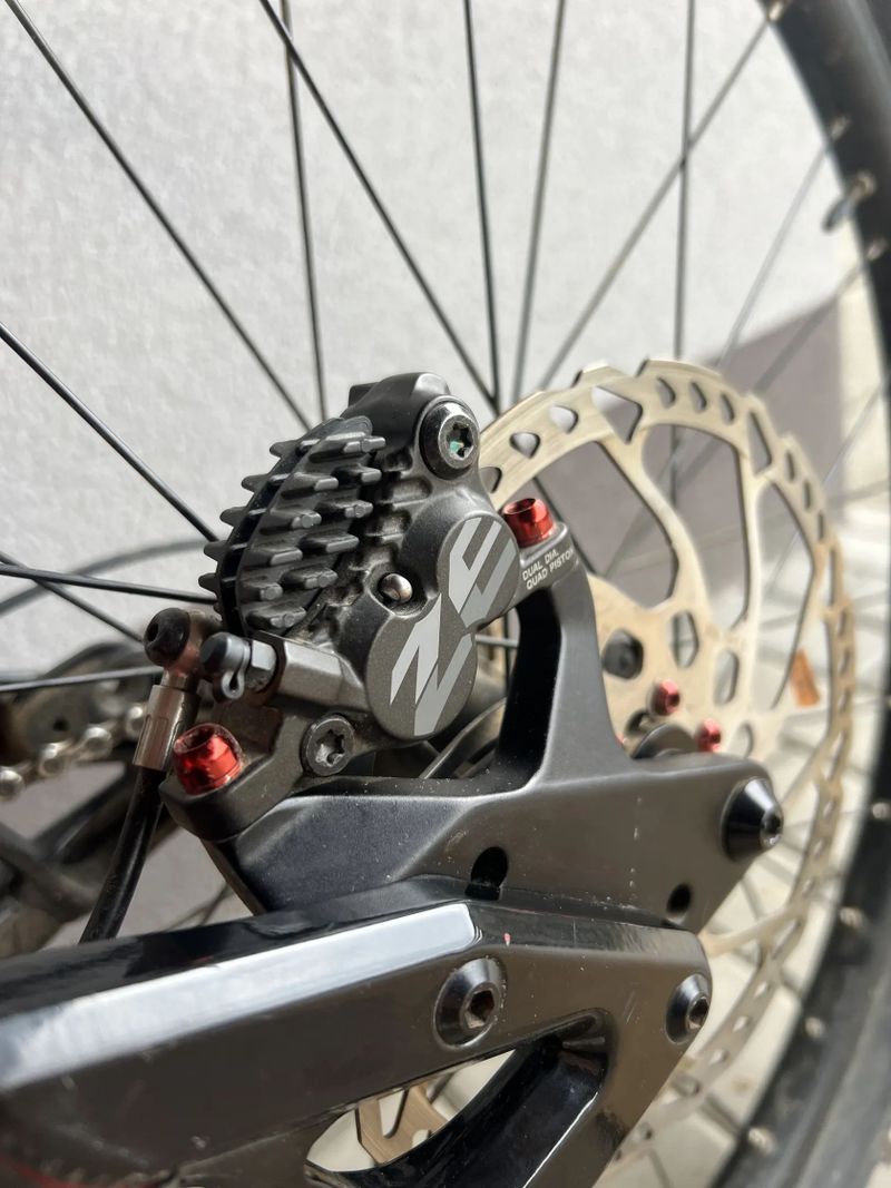 Kellys Noid Gravity DH 27,5 - XL (pocitově L)