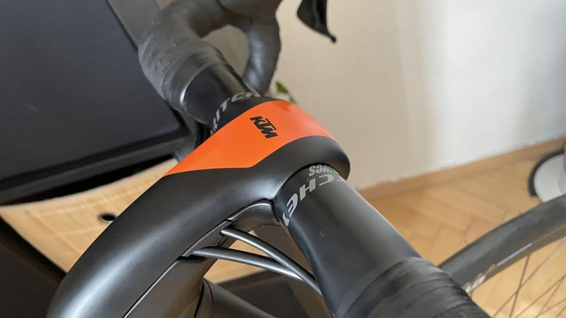 KTM Revelator Lisse Sonic / vel.57 L