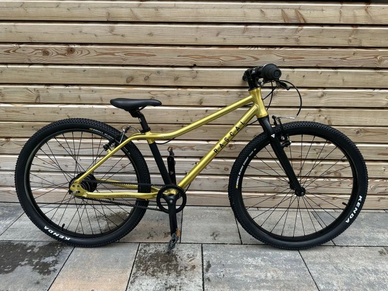 Rascal 24" gold