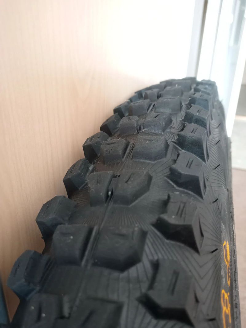 Continental Kryptotal RE 29x2.4