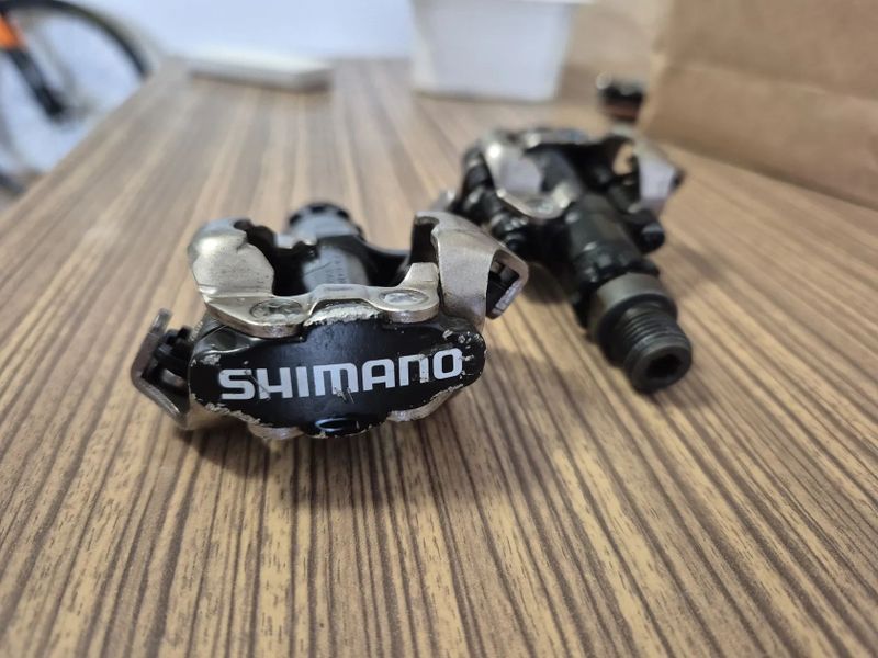 Pedály Shimano PD-M520