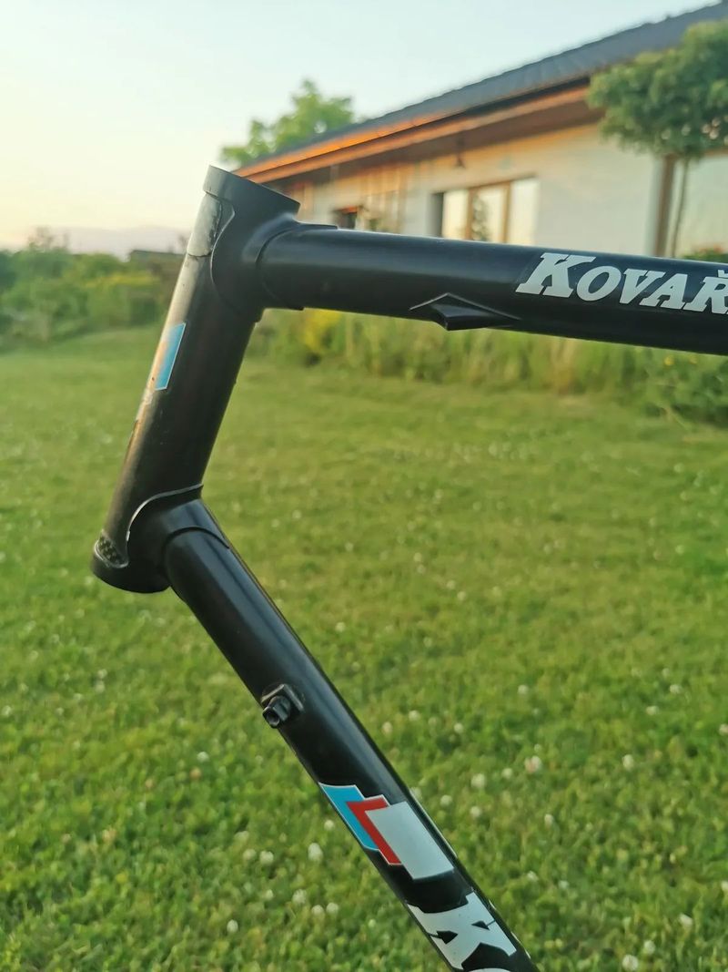 Ocelový rám Kovařík na silničku