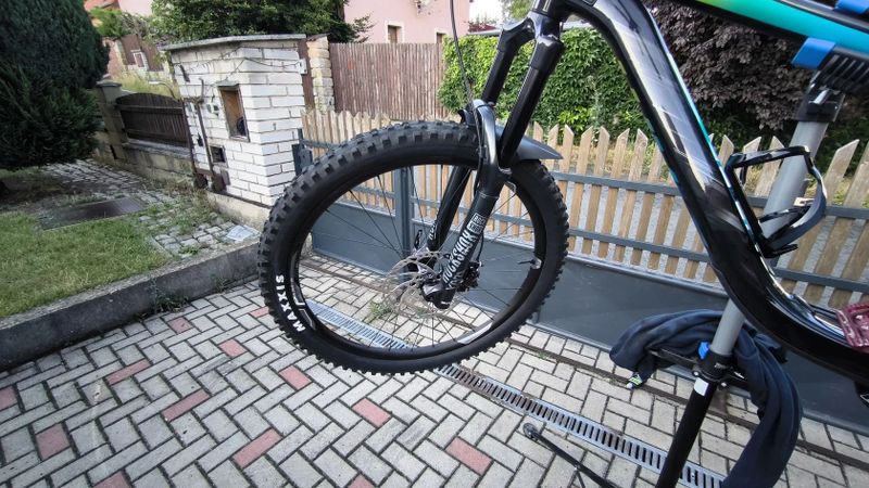 Giant reign 2 ltd prodám ve vemli pěkném stavu