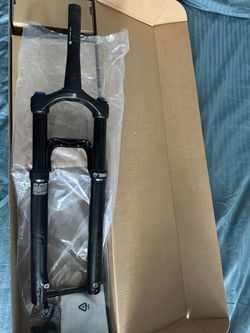 FOX 32 Float Rhythm Grip 3-Modes / Kabolt 15x110mm axle / 44mm offset / tapered steerer / 120mm