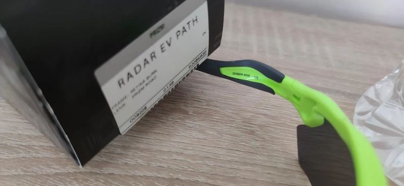 Oakley Radar EV