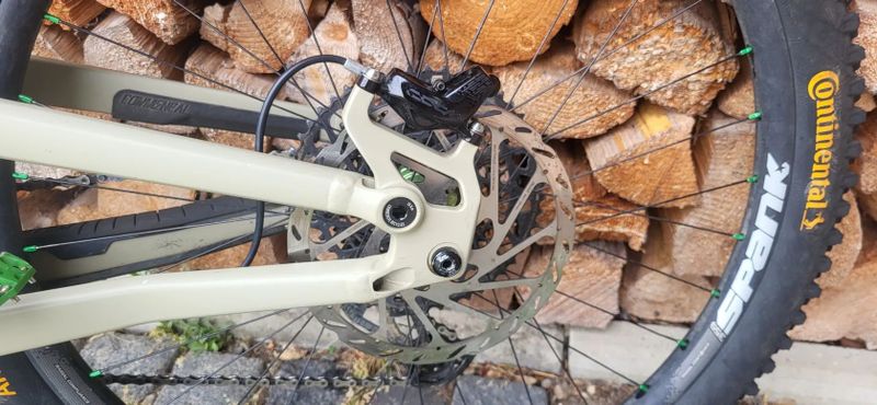 Commencal Clash