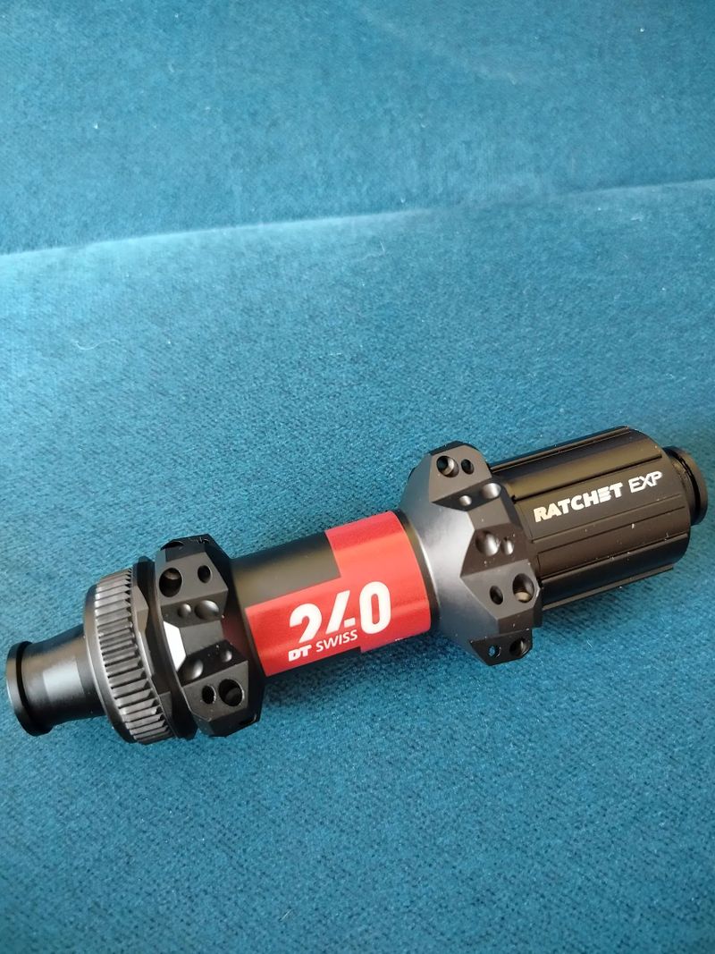 Náboj DT Swiss 240