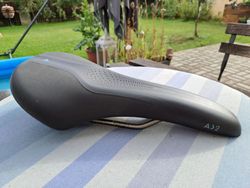 Sedlo Selle Royal + jedna cina navic