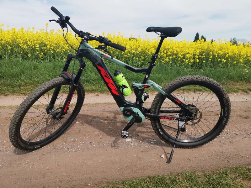 Celoodpružené kolo KTM Macina KAPOHO 2975