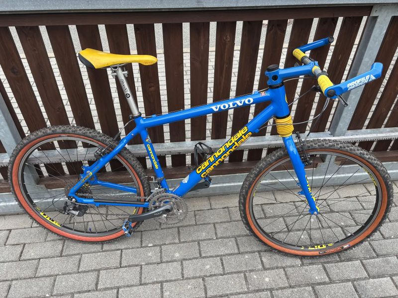 Cannondale F série, XTR, Roox, Mavic Crossride, L 18”