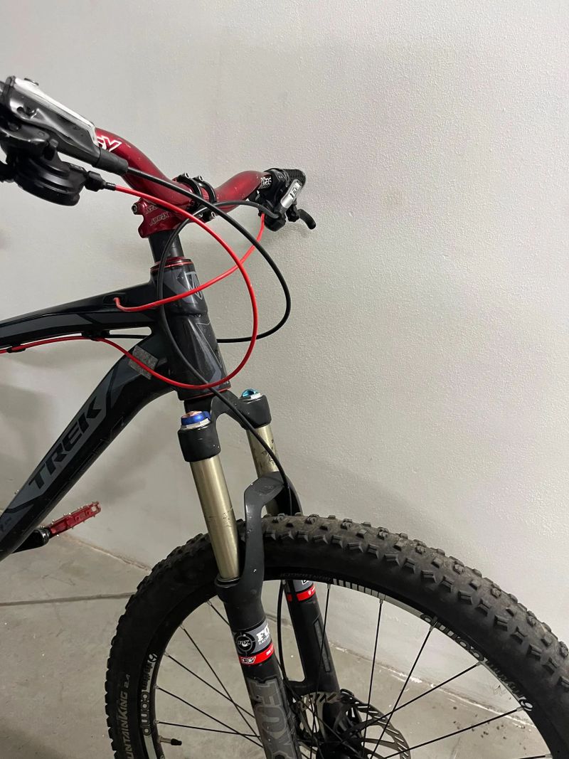 TREK, celopéro r.v. 2019