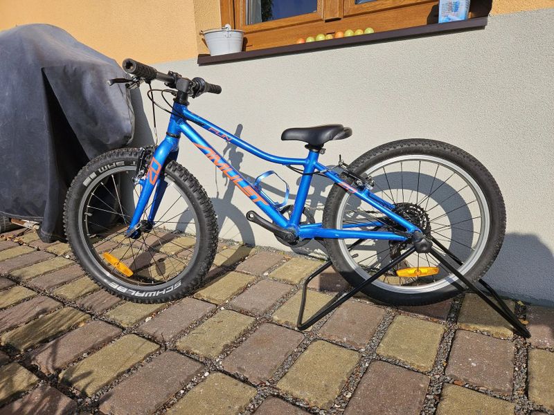 Dětské sportovní kolo AMULET 20" pro výšku 105-125 cm