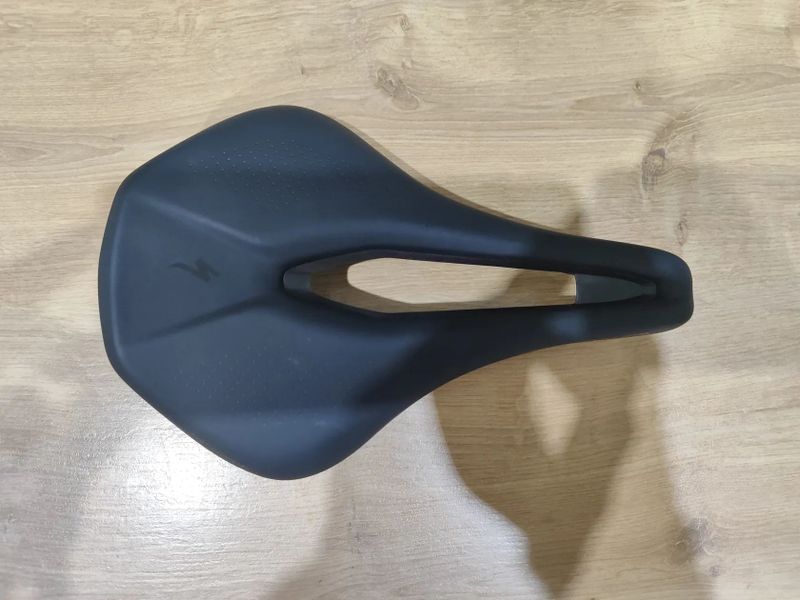Sedlo Specialized power comp 155 mm