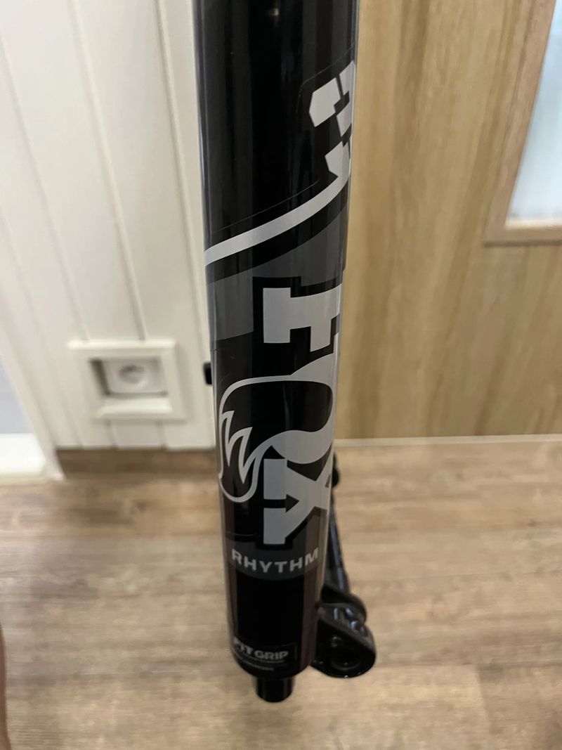 Fox float rhythm grip 160