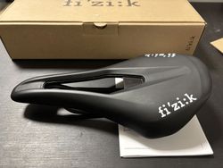 Sedlo Fizik Vento Argo R5 140