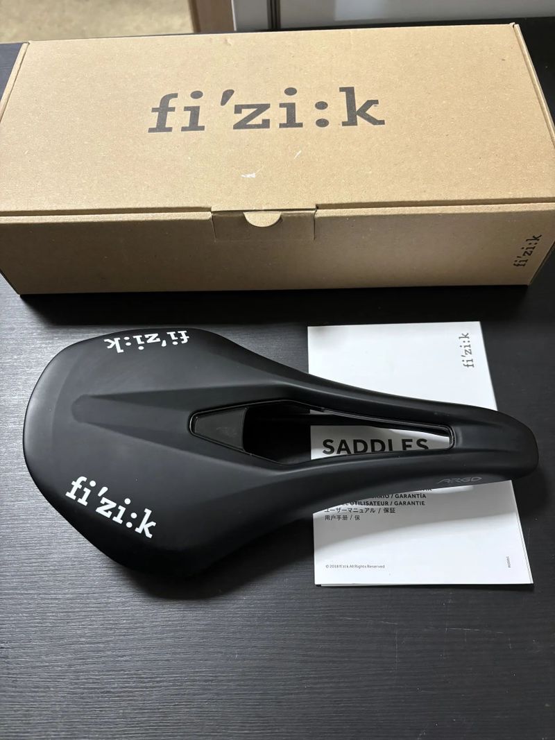 Sedlo Fizik Vento Argo R5 140