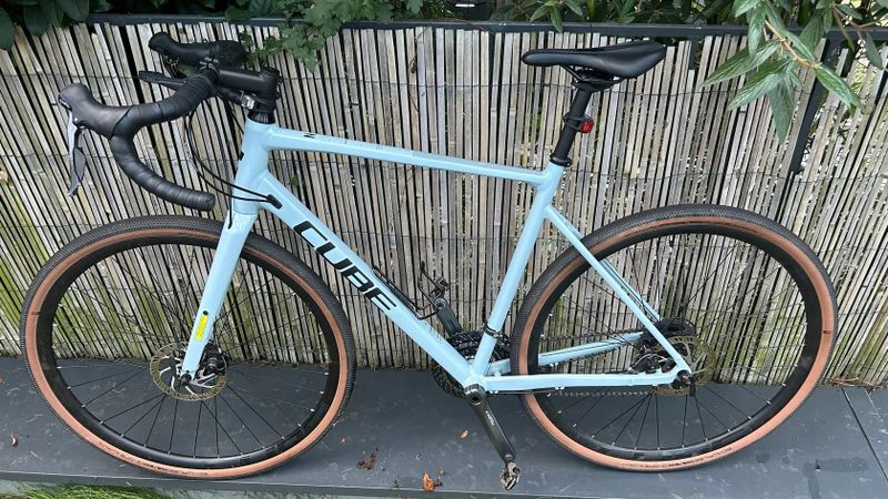 Gravel kolo Cube Nuroad skygrey´n´black 2024