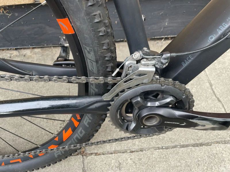 Karbonové horské kolo, hardtail Cube REACTION C:62 Race, model 2019.