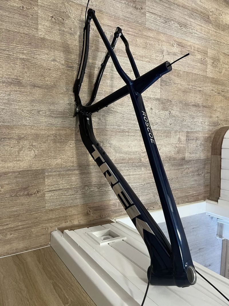 Rám z Trek roscoe 8 XL