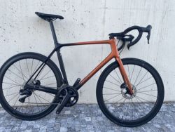 Giant TCR Advanced Pro Disc-Di2 Amber Glow /Ultegra /L