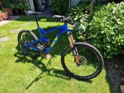 GT Force Carbon Pro