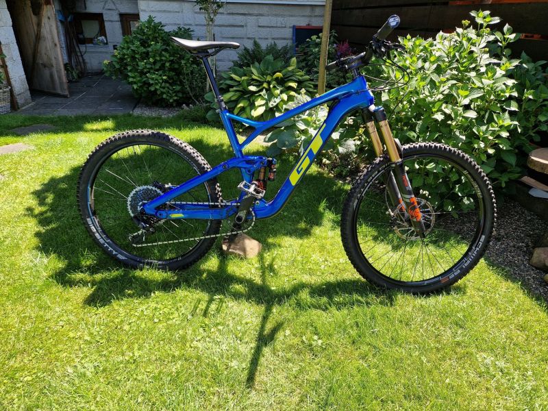 GT Force Carbon Pro