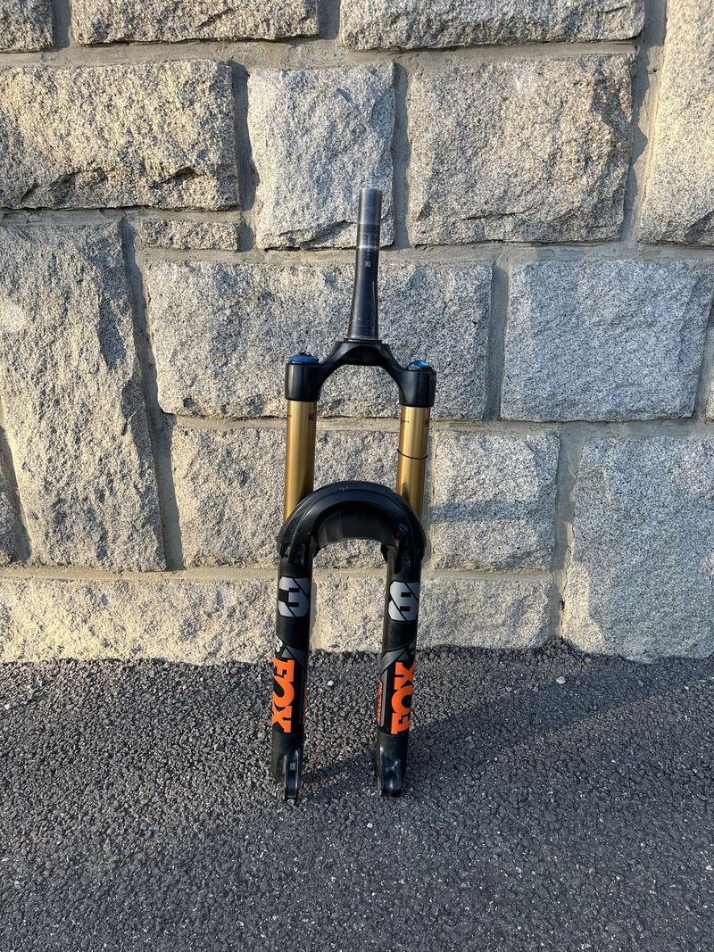 FOX FLOAT 38 FACTORY GRIP X2