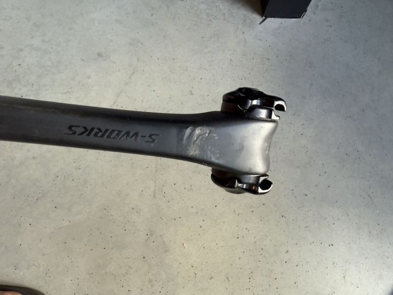 Karbonová sedlovka Tarmac SL8 0mm offset