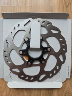 Nový kotouč Shimano SM_RT70 CL 160 mm