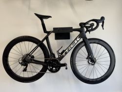 Trek Madone s kompletní sadou Dura-Ace Vel.M/L