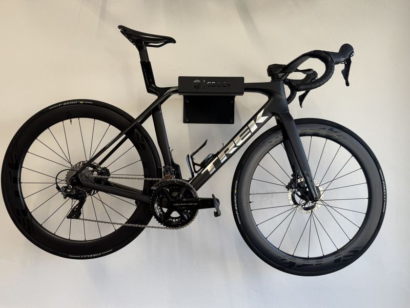 Trek Madone s kompletní sadou Dura-Ace Vel.M/L