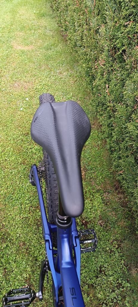 TREK SLASH 8