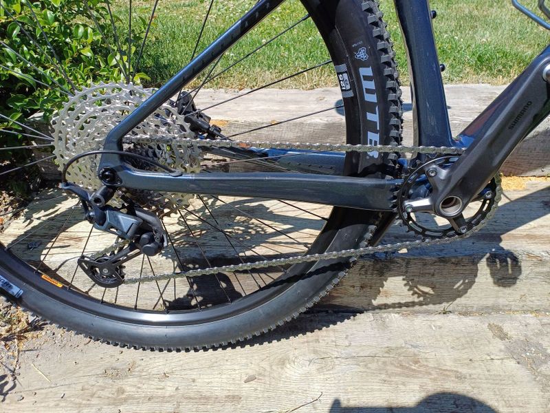 Apache Carbon Arrow C7 nový top nabídka vel. L