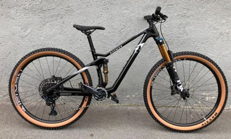 Raymon FullRay 150 10.0, celoodpružené kolo