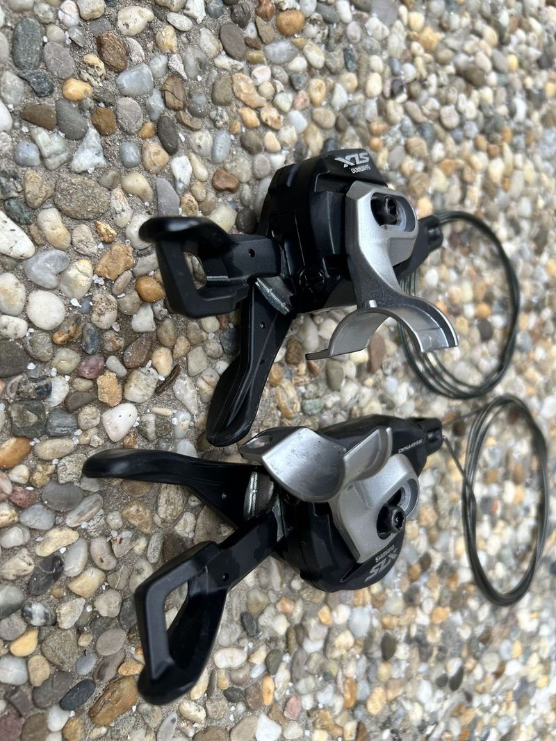 Řazení Shimano SLX 2x11 převodů